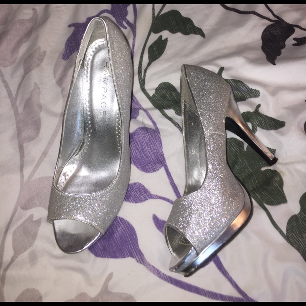 Sparkly silver heels!