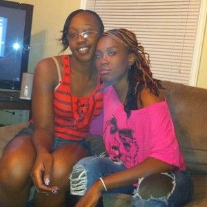 Meet your Posher, April