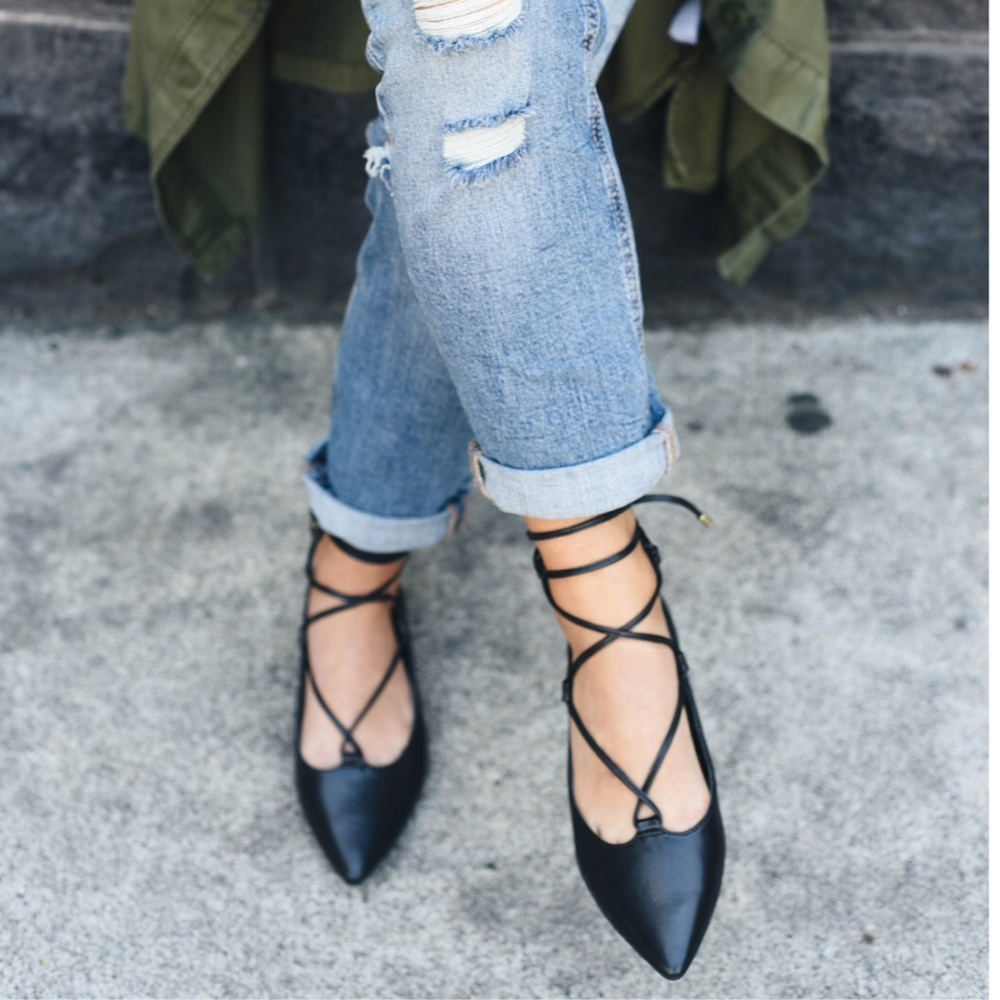 Old Navy pointed toe ballet lace up flats