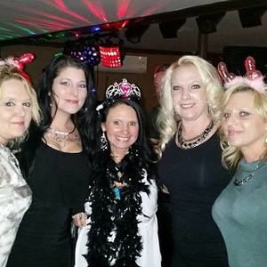 Meet your Posher, Tina