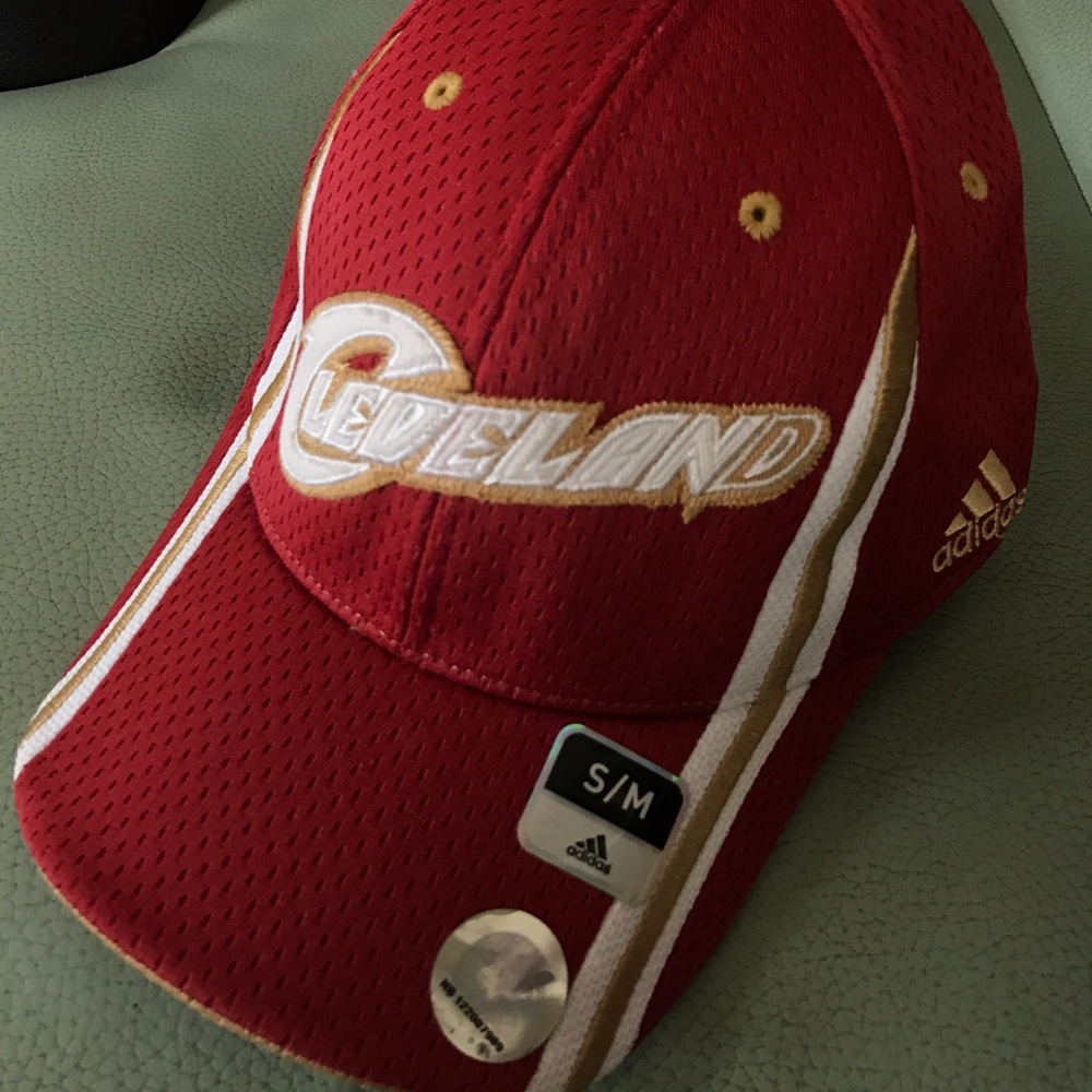 Baseball cap