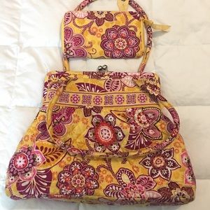 Vera Bradley shoulder bag, metal clasp