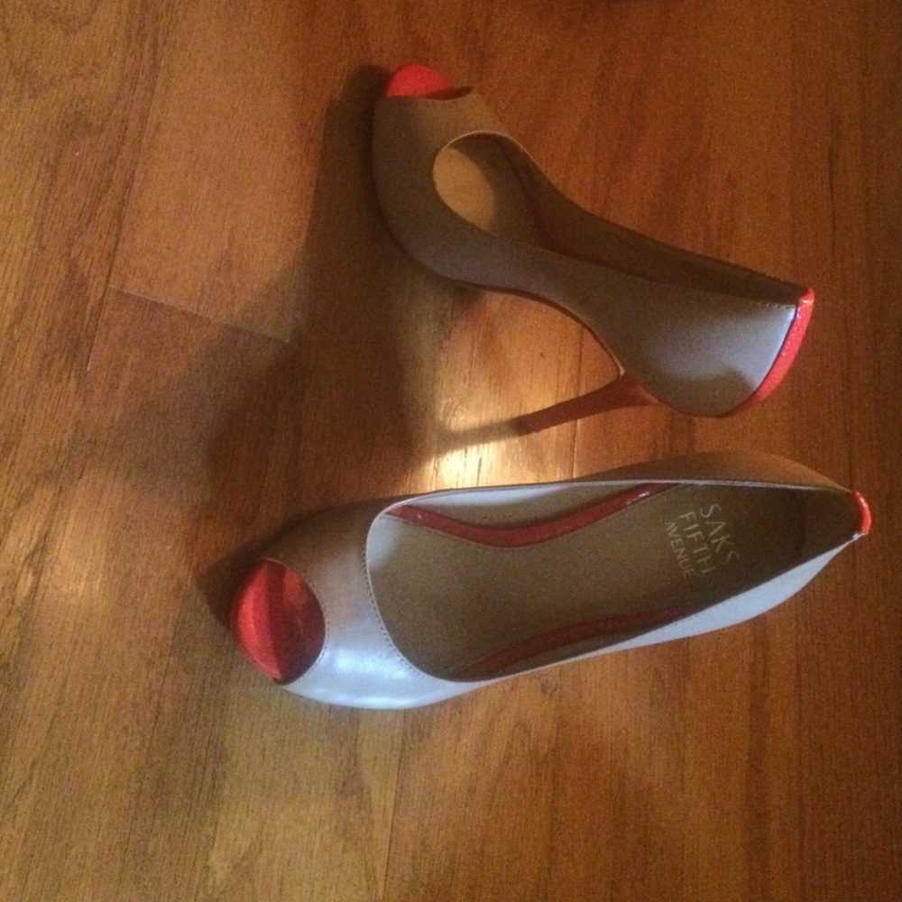 Saks Fifth Avenue nude peep toe pump