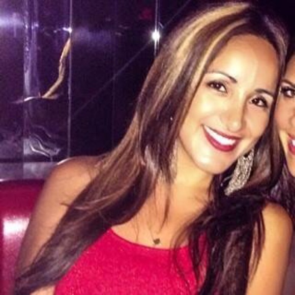 Meet your Posher, Mara - Picture 1 of 1