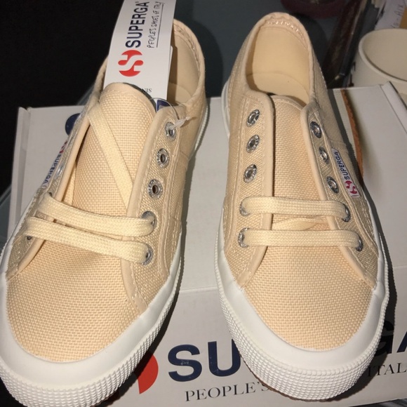 superga fawn