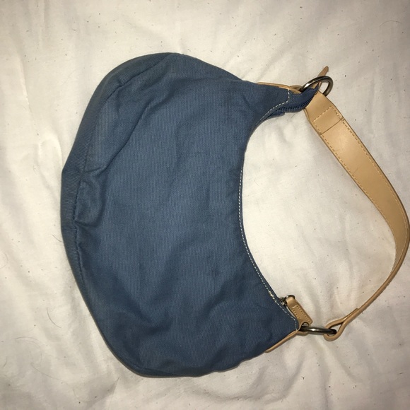 Tommy Hilfiger purse - Picture 2 of 3