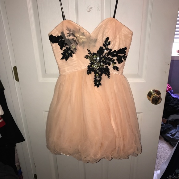 Prom Dress - Picture 1 of 2