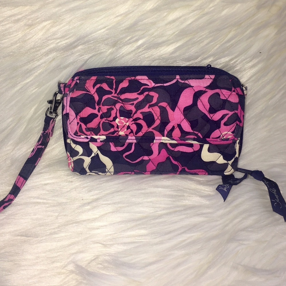 Vera Bradley All in One Wristlet Katalina Print