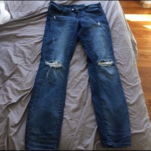 Blank NYC distressed skinny jeans sz 30