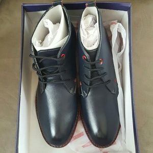 Solo Tommy Chukka Boots