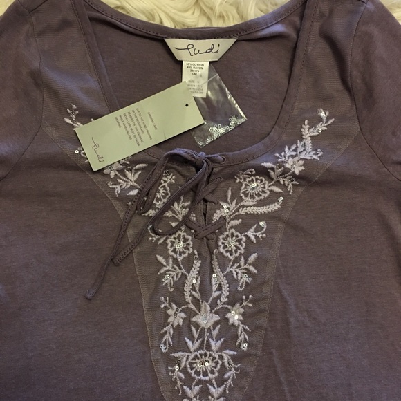 Lovely Lavender Long Sleeve Embroidered Top - Picture 2 of 4