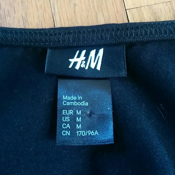 H&M Black Dress - Picture 5 of 6