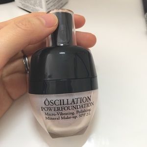 Lancôme oscillation power foundation