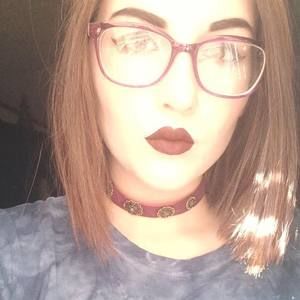 Meet your Posher, Katelyn