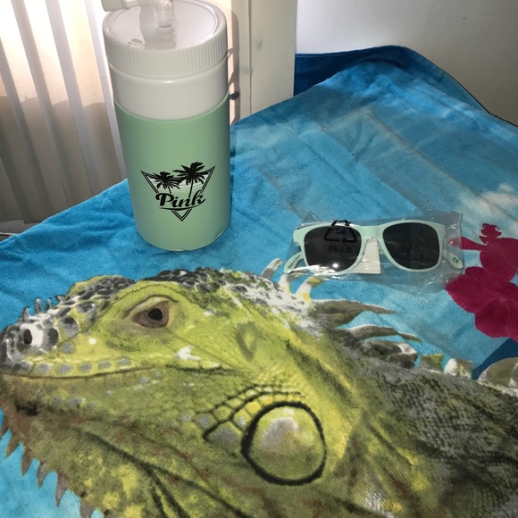 BNWT VS PINK SPRING BREAK BUNDLE - Picture 2 of 4