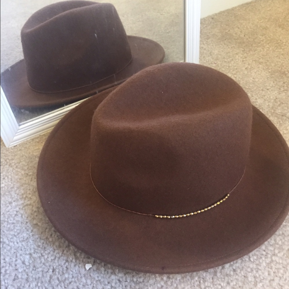 brown fedora!!!