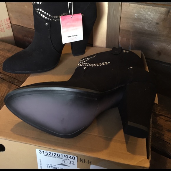 SOLD//🆕 Zara Trafaluc booties - Picture 4 of 4