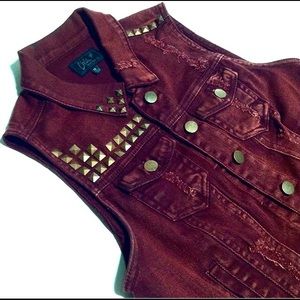 😎Studded 6 Pocket Distressed Denim Vest😎