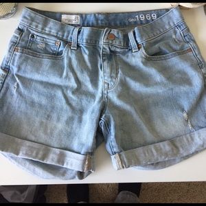 Gap boyfriend shorts