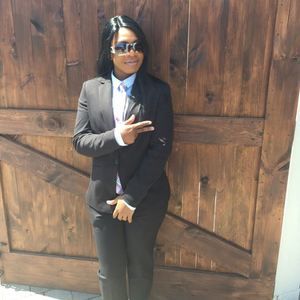 Meet your Posher, Teshna