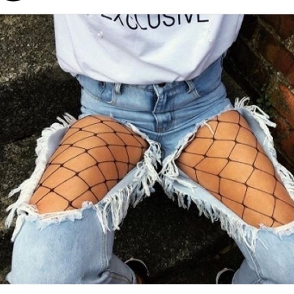 NEW! Fishnet Tights - Picture 6 of 8