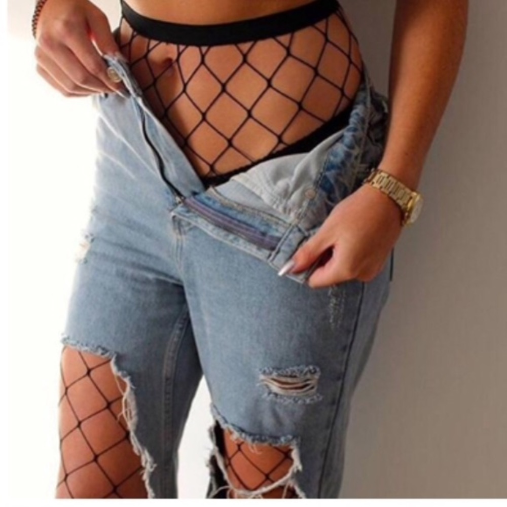 NEW! Fishnet Tights - Picture 2 of 8