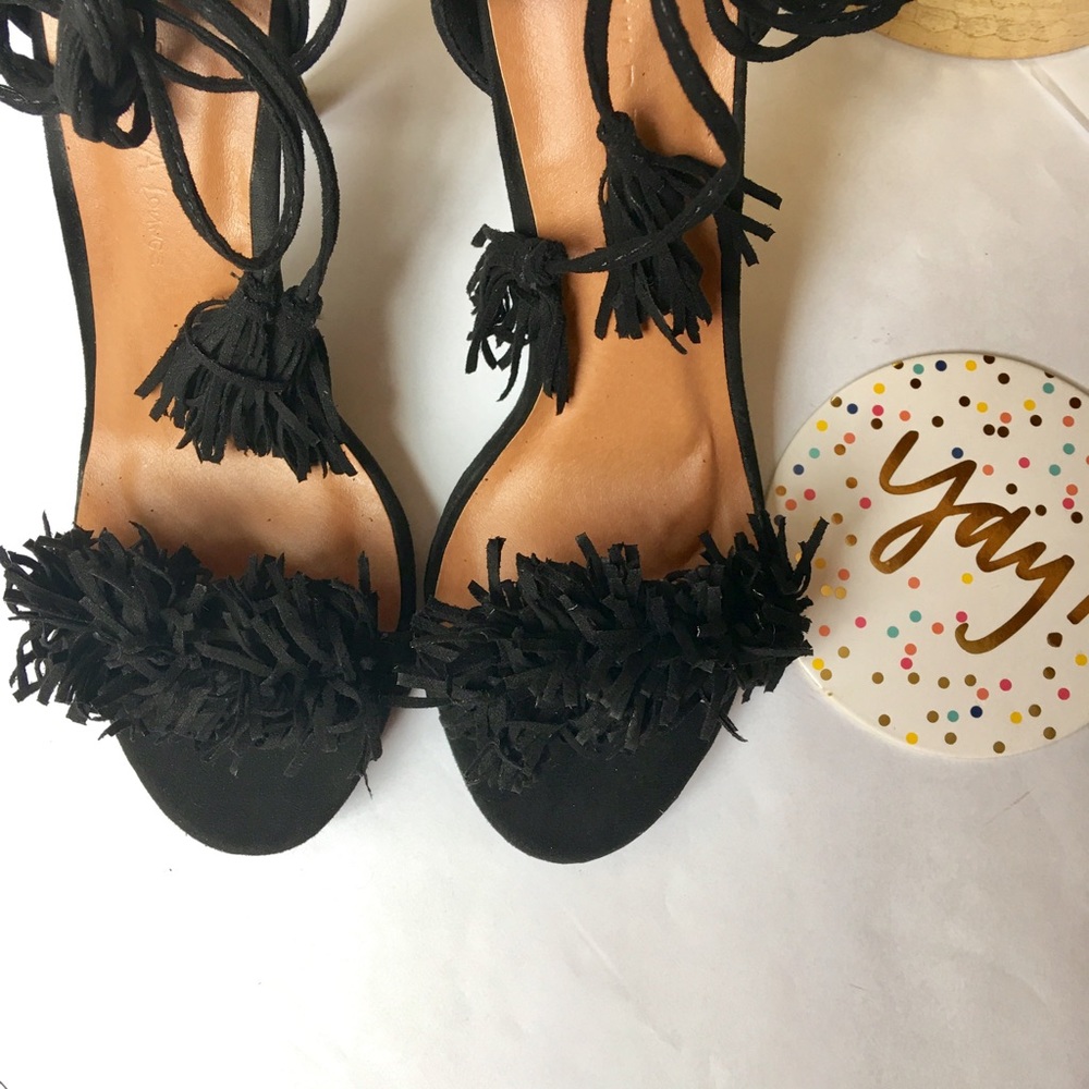 Jayne Nash | Pom Pom Heels