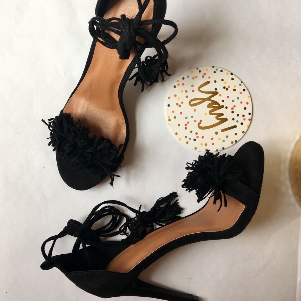Jayne Nash | Pom Pom Heels - Picture 7 of 7