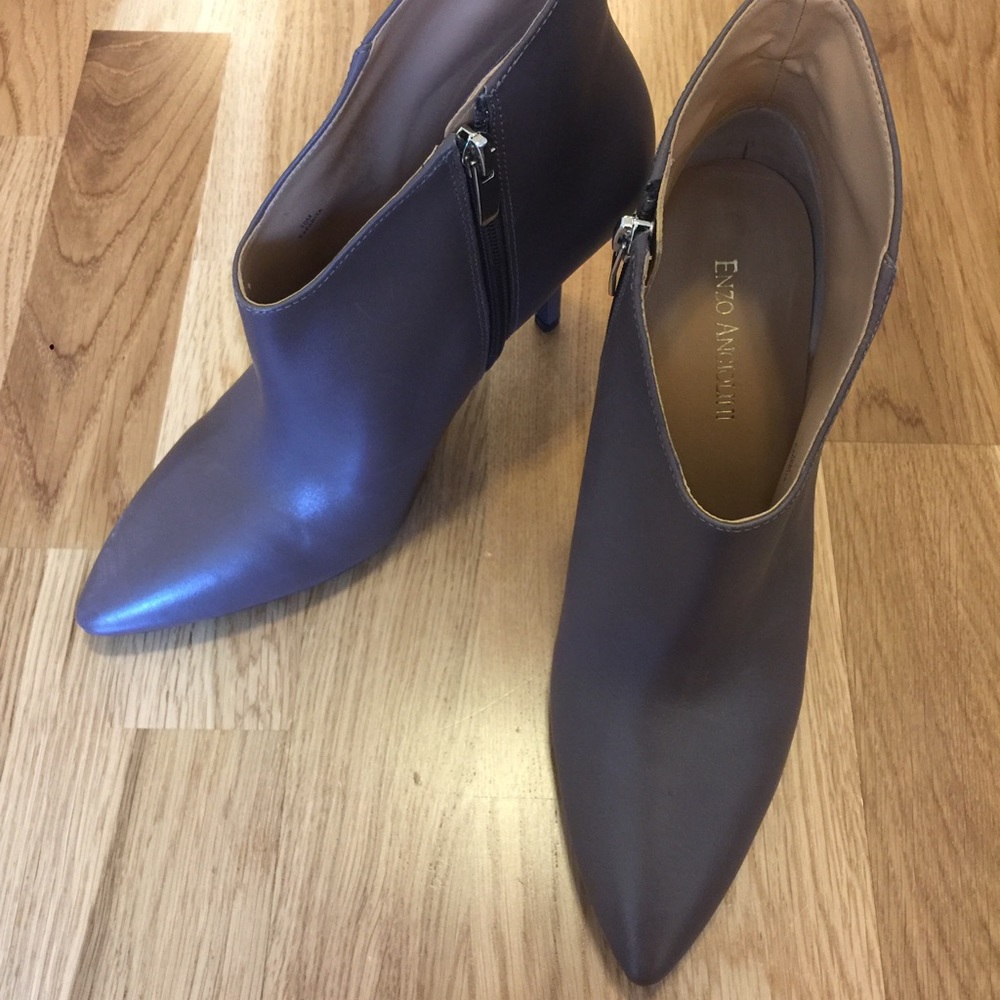 Enzo Angiolini booties size 10 taupe