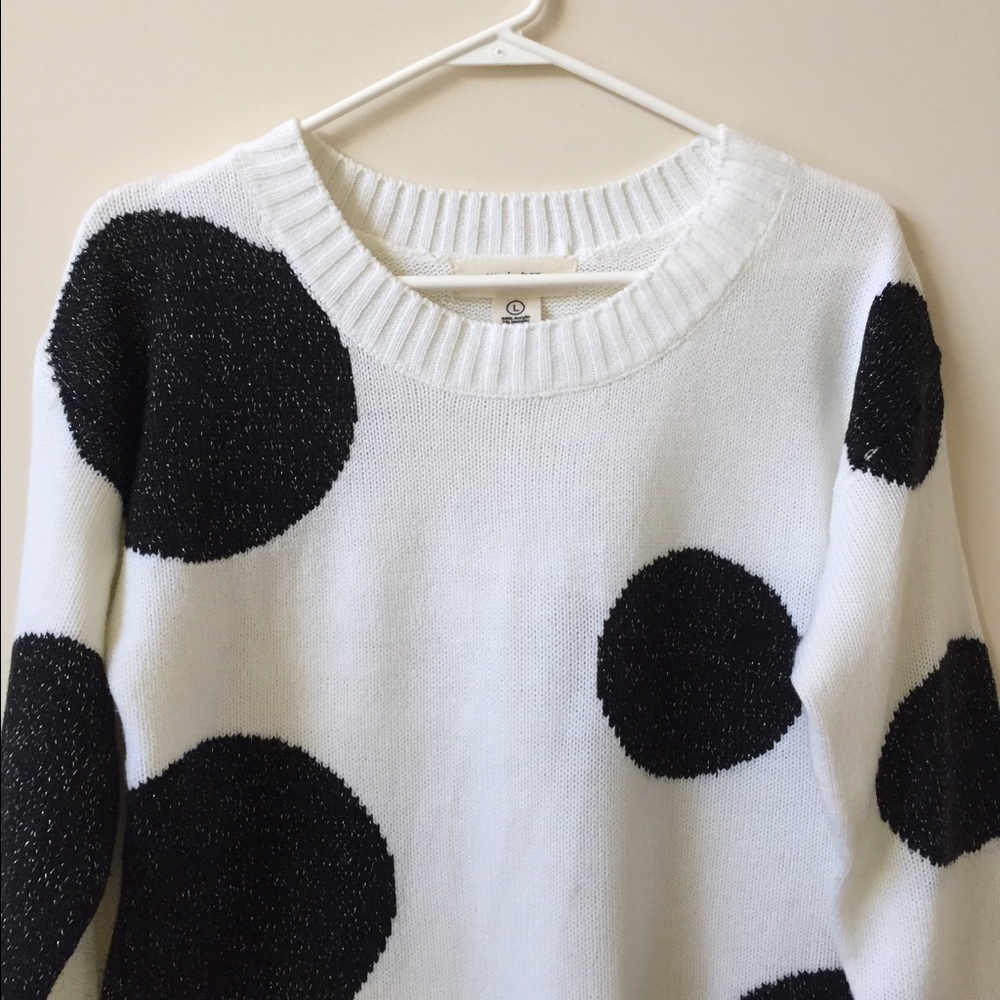 Unique Dotted Sweater