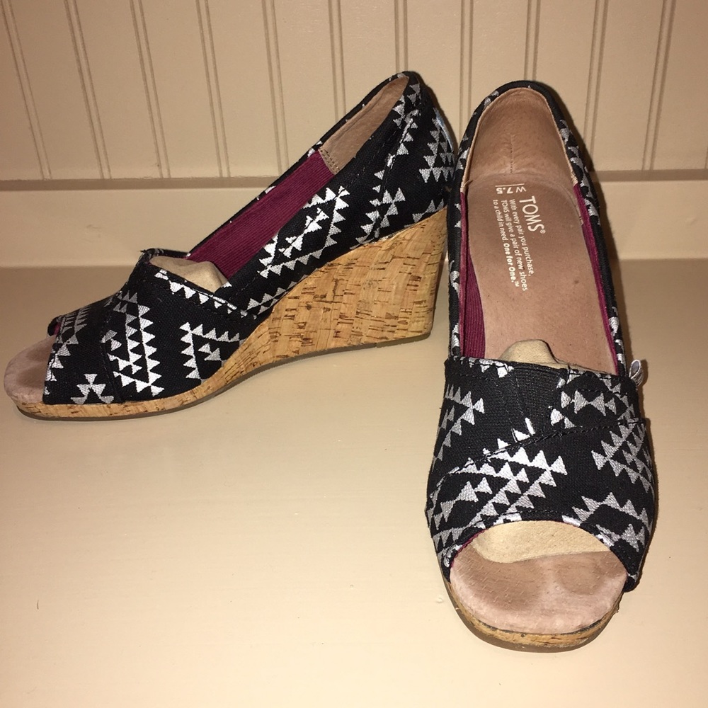 TOMS Peep-toe Wedges