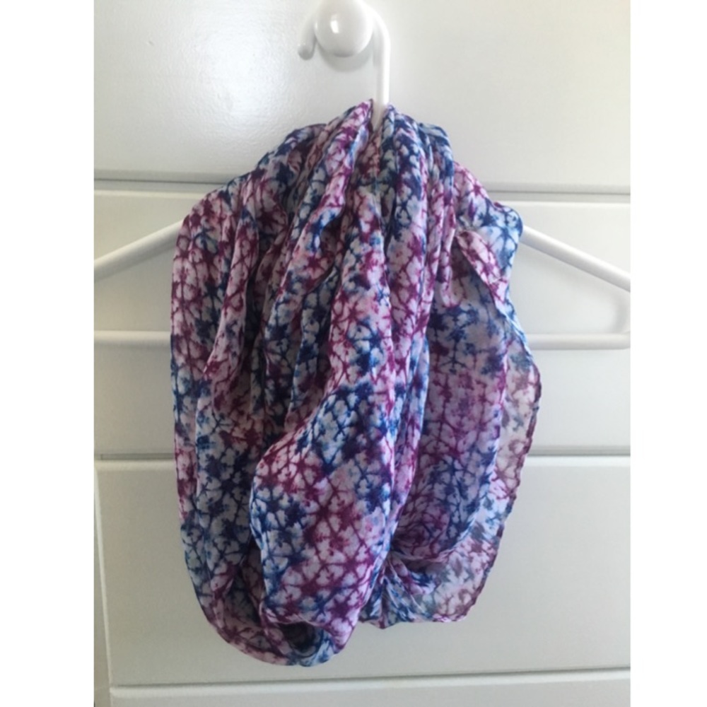 Rampage purple and blue infinity fashion scarf