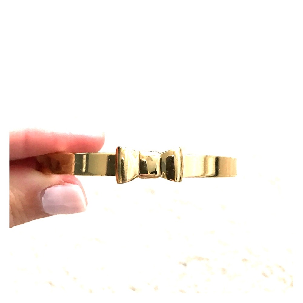 Kate spade gold bow bangle bracelet