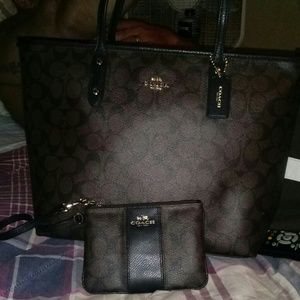 Coach tote and wristlet