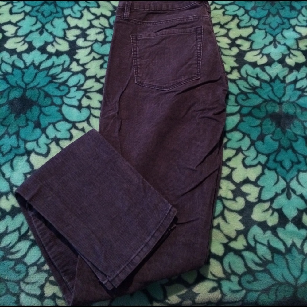Roxy corduroy skinny jeans. Blue grey coloring.