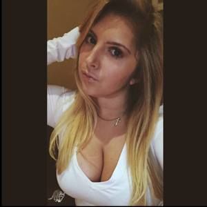 Meet your Posher, Kenzie