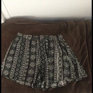 flowy black and white shorts
