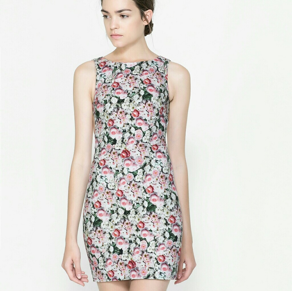 ZARA FLORAL TUBE DRESS HARD TO FIND