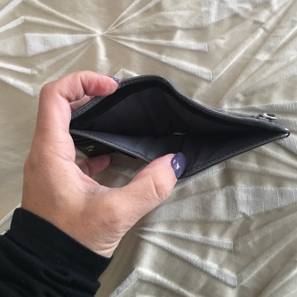 SET: Coach Clutch with matching small wallet - Picture 6 of 7