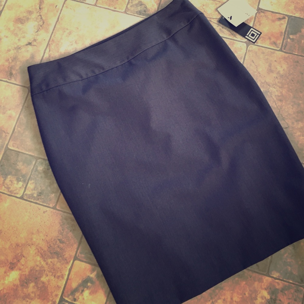 Liz Claiborne grey skirt
