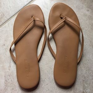 Tan Old Navy Flip Flops