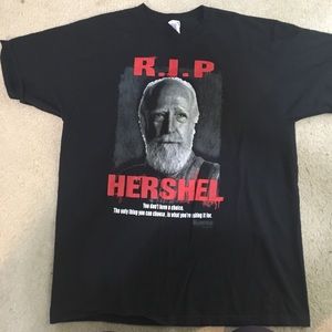 Walking dead tshirt. Size XL