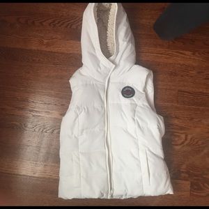 white Hollister vest