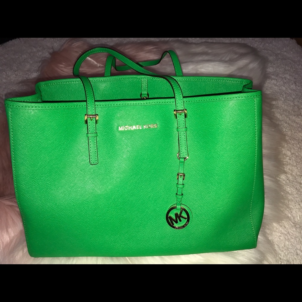 Authentic Michael Kors Kelly Green Jet Set Tote