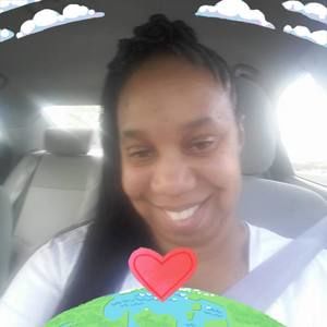 Meet your Posher, Dana