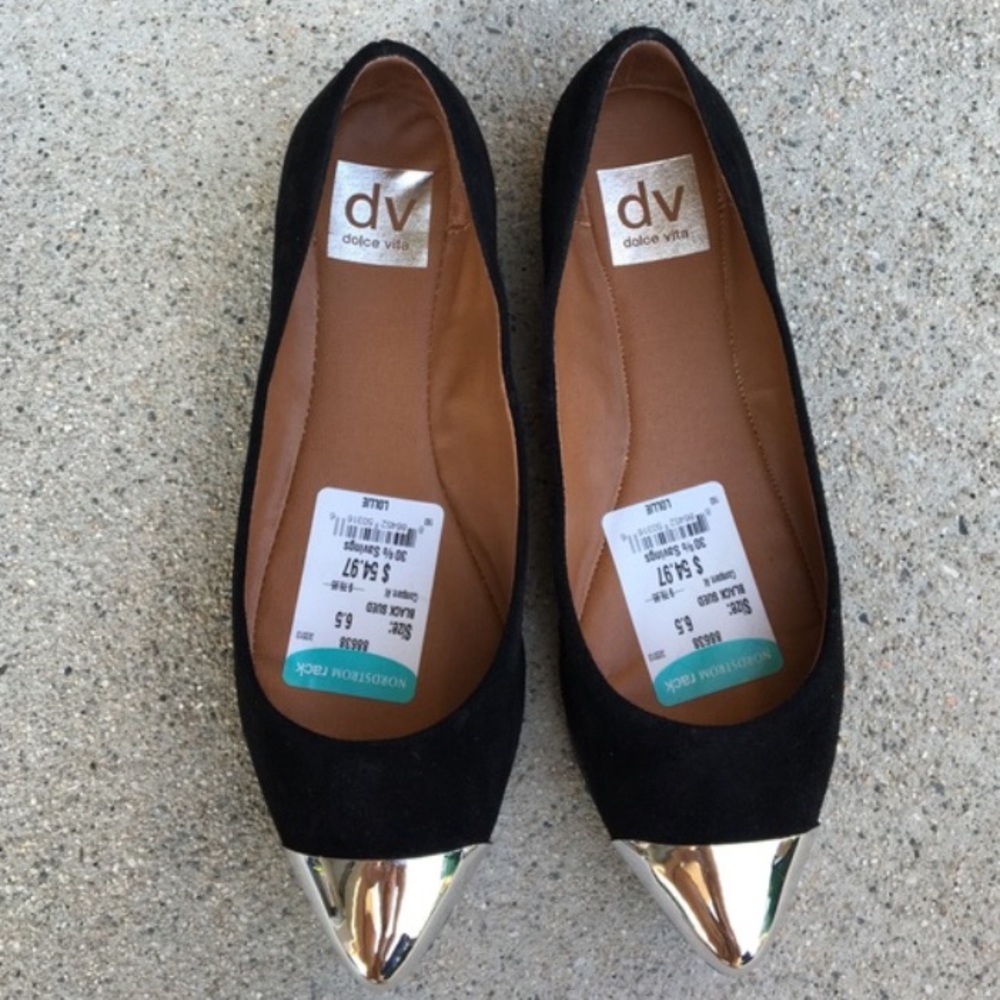 Like new dolce vita flats