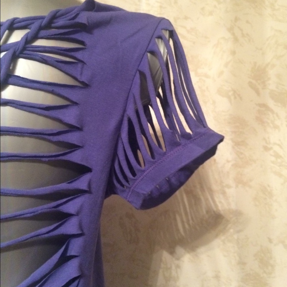 Sexy beach swim coverup - Tee Shirt weaved and cut - Picture 5 of 6