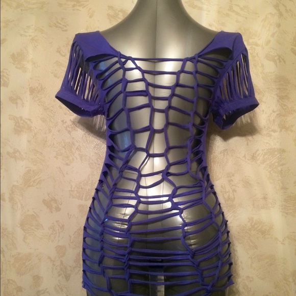 Sexy beach swim coverup - Tee Shirt weaved and cut - Picture 3 of 6