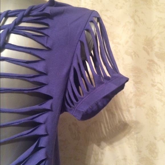 Sexy beach swim coverup - Tee Shirt weaved and cut - Picture 5 of 6