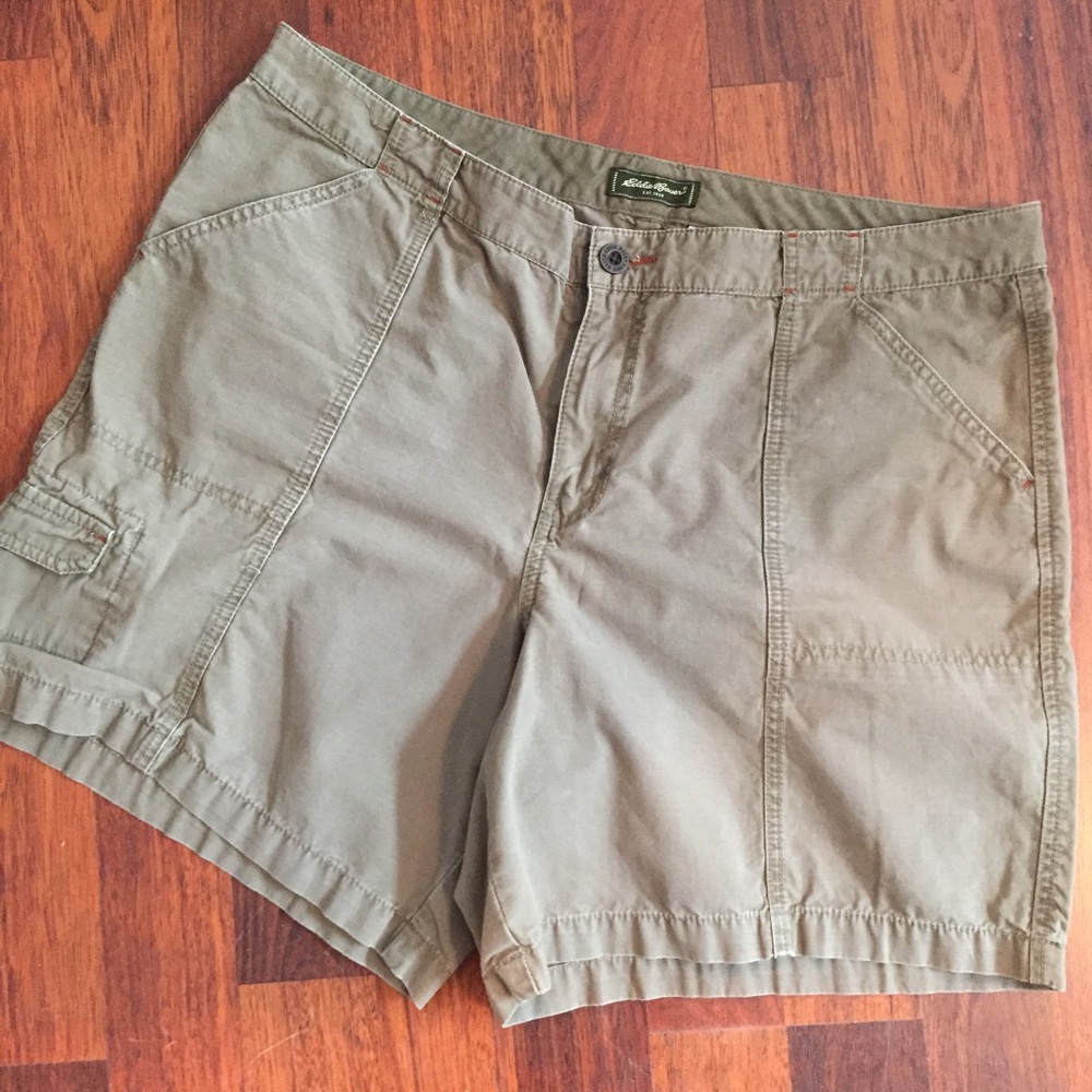 Eddie Bauer Bermuda shorts